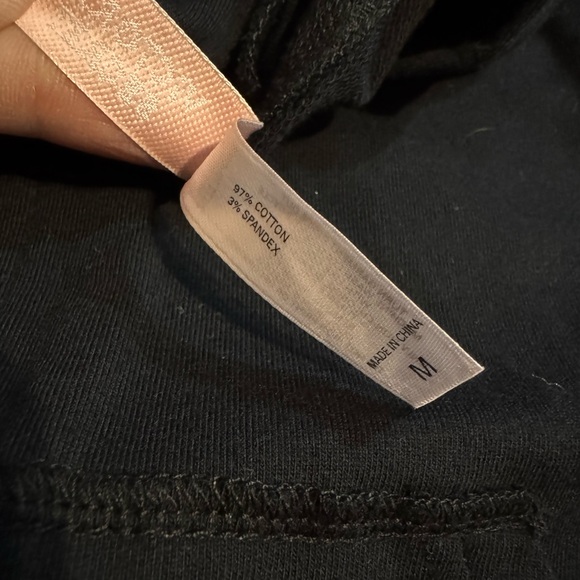 ⭐️ Victoria’s Secret women’s sweatshirt size medium - Picture 5 of 5